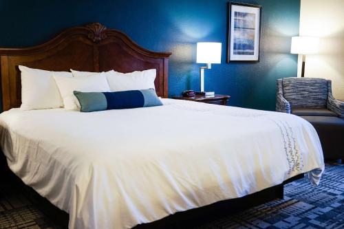 Best Western Plus Dubuque Hotel And Conference Center