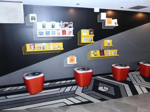 ibis Styles Avignon Sud - image 12