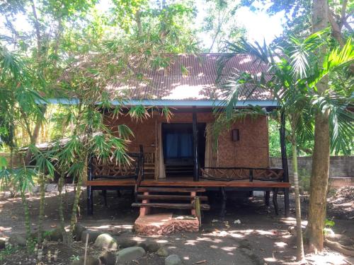 Beach House Resort and Dive Center in Camiguin