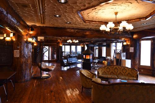 Forest Inn Sangoro