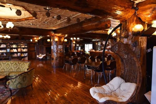 Forest Inn Sangoro