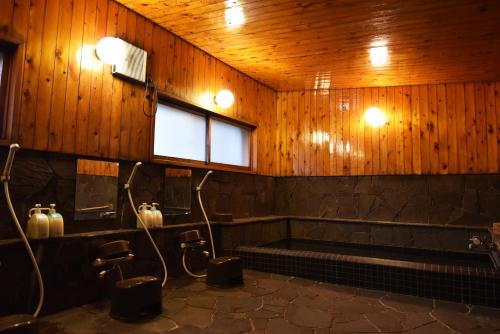 Forest Inn Sangoro