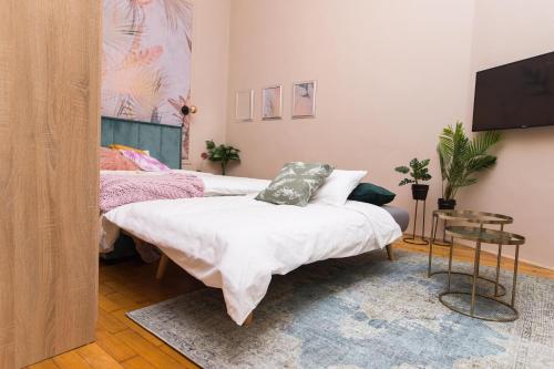  Bathory Downtown Homey Apartment in Budapest