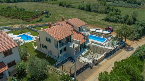 VIlla Billy with Private Pool - image 7