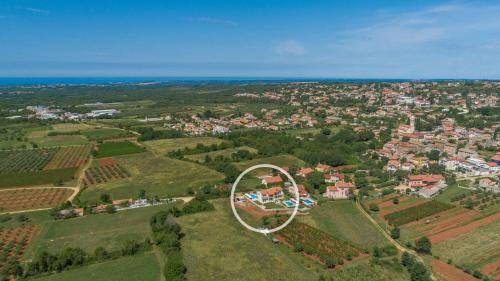 Villa Clara with Private Pool - image 9