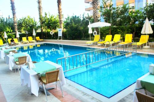 Hotel Royal Hill - image 2