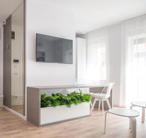 Apartment image 5