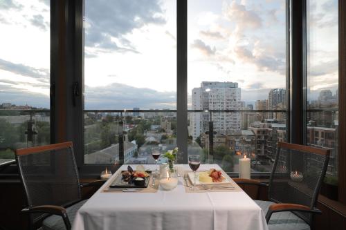 Raziotel Kyiv Yamska - image 3