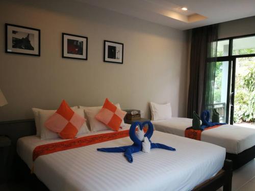 Sun Moon Star Resort Koh Phangan Room Type - Triple Room Garden View