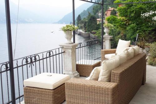 ALTIDO Villa Anna by the lake Como - Pieds dans l'eau