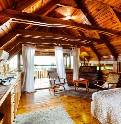 2 bedrooms, 2 beds