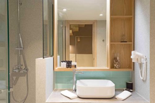 Eco Green Residences & Suites - image 8