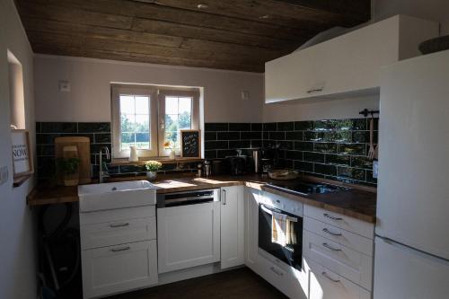 кухня, Lytte Hytte - Ferienhaus Wingst in Вінгст