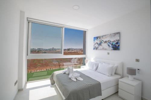 Villa with Sea View image 10