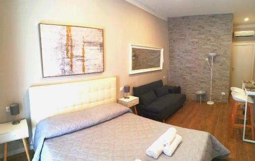 Bixio Suites Room Type - Triple Room with Private Bathroom