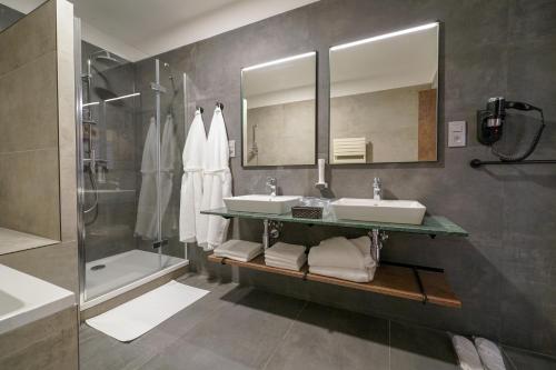 Grand Hotel BELLEVUE - image 2