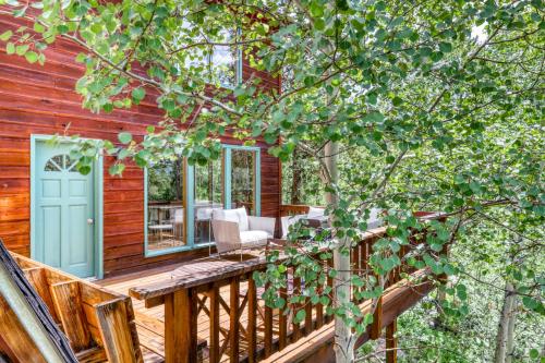 Hummingbird Headquarters - image 7