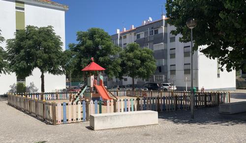  Casa no Campo com parking frente á praia in Sesimbra