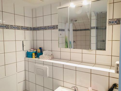 Kehrwieder 49m von Georginenplatz entfernt