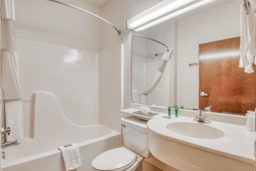 Trident Inn & Suites Baton Rouge - image 13