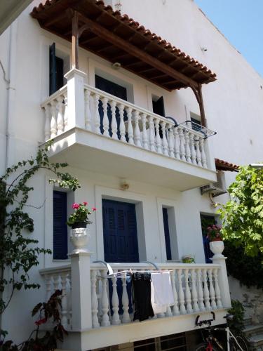  Pension Eleni Studios, Ferienwohnung in Kokkari