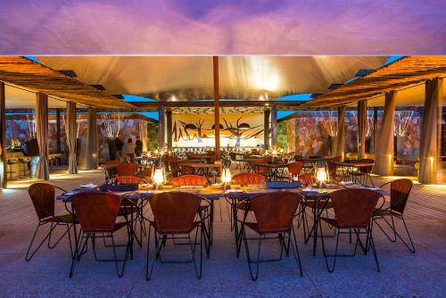 บริการและสิ่งอำนวยความสะดวก, Dead Valley Lodge in ทะเลทรายนามิบ