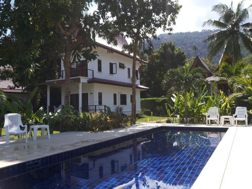 Tulip Villa Oceanview in Dan Kao