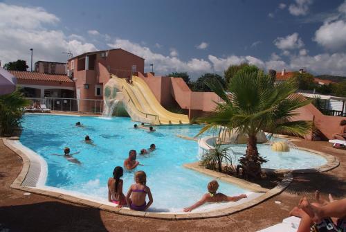 Camping Clau Mar Jo - Hotel - Bormes-les-Mimosas