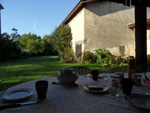 Skats, U CAMPANA in Auros