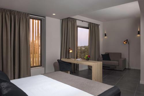 Azur Suites - image 10