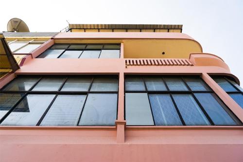 Foto - RedDoorz near Seasons City Mall