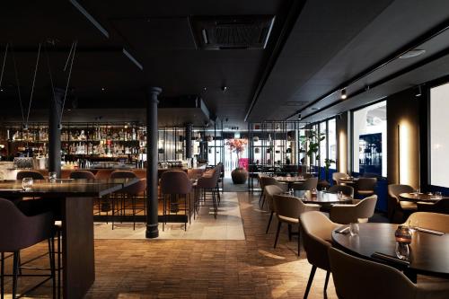 餐廳, 濱海大道菁英酒店 (Elite Hotel Esplanade) in 瑪律默城中心