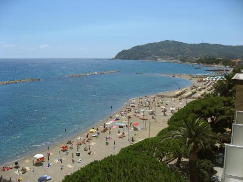Hotel Mayola - image 9