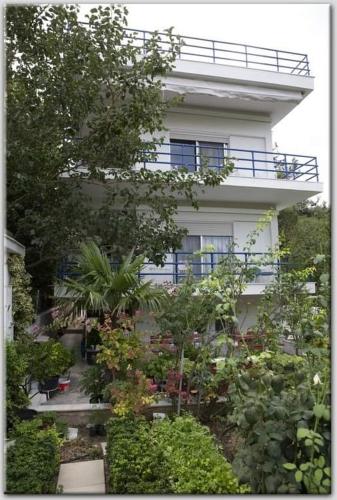 Viesnīcas āriene, Anni's cozy apartments 50m from the beach in Agia Triada (Thessaloniki)