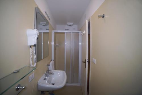 Hotel Canada – Venice, GA