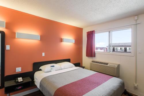 Motel 6-Cranbrook, BC