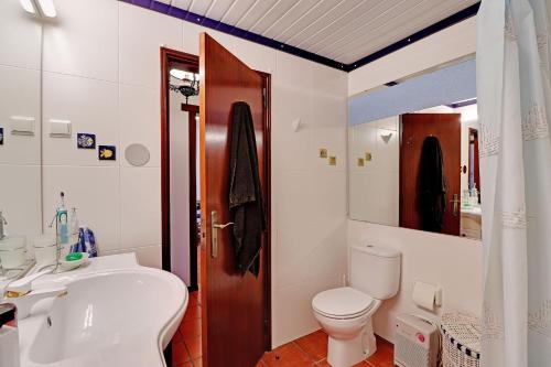 Albufeira Typical with Pool by Homing