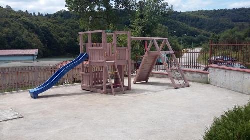 Apartment Lake Tryavna - image 10
