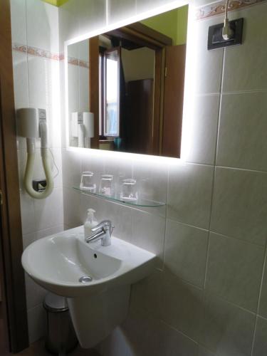 Bathroom, Agriturismo Rivieraoglio in Piadena
