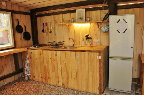 Konyha, Kuuli Puhkemajad in Kallaste (Saaremaa)