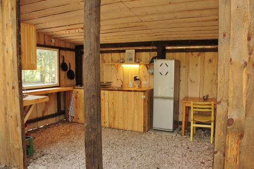 Létesítmények, Kuuli Puhkemajad in Kallaste (Saaremaa)