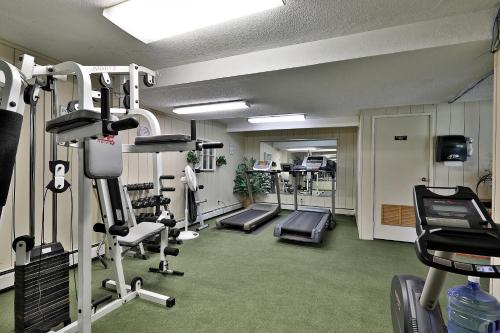 Cedarbrook Two Room Studio 207 - image 3