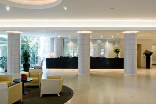 Starhotels Grand Milan