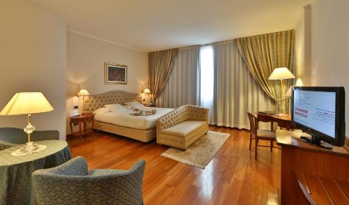 Best Western Hotel Globus City - main image