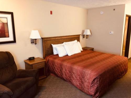 Shenandoah Inn & Suites