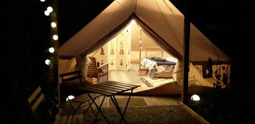  Les Gabelous au clair de lune in Dourbes