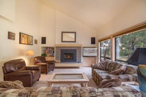 Conifer 6-Sunriver Vacation Rentals by Sunset Lodging - image 8