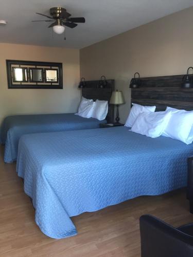 Kacee's Northern Suites