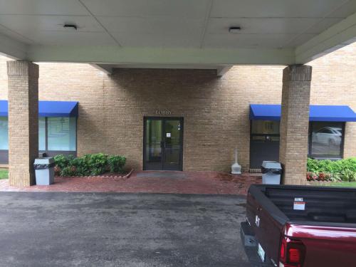 Motel 6-Nashville, TN - Airport