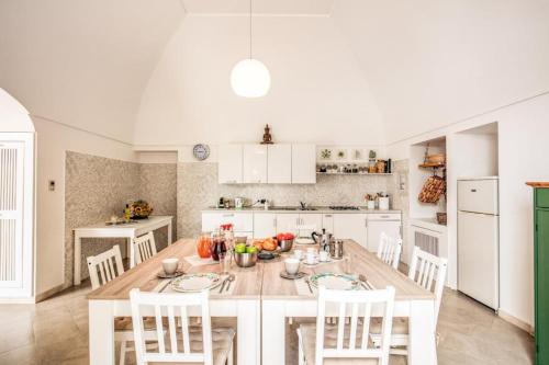 Three-Bedroom Villa image 5